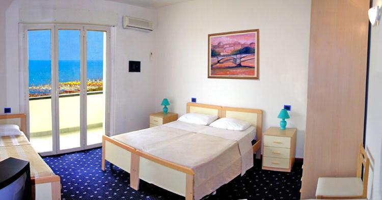 Hotel&Residence Medi Garden Alba Adriatica Exterior foto