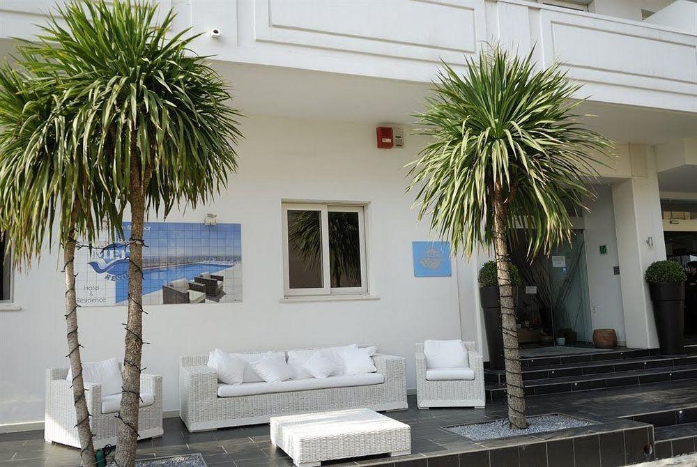 Hotel&Residence Medi Garden Alba Adriatica Exterior foto