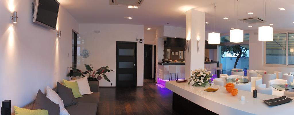 Hotel&Residence Medi Garden Alba Adriatica Exterior foto